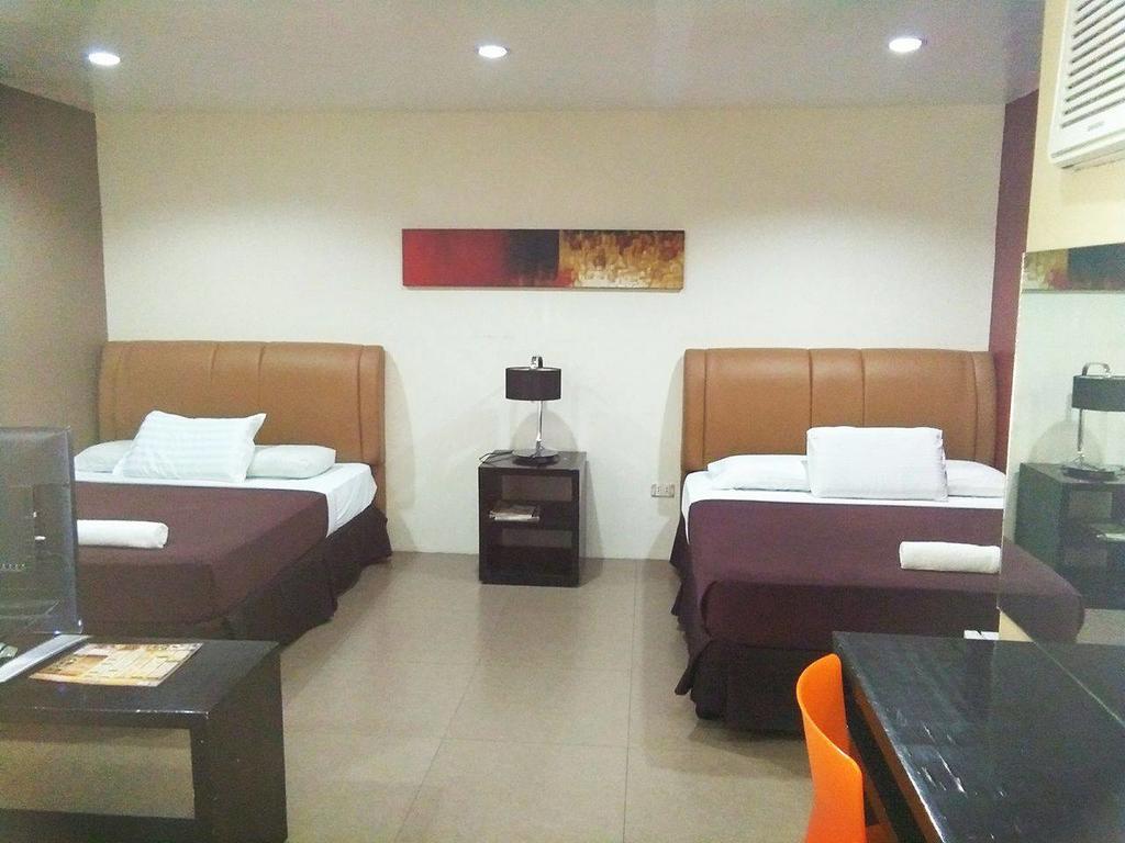 Hotel North Zen Basic Spaces à Davao City Extérieur photo