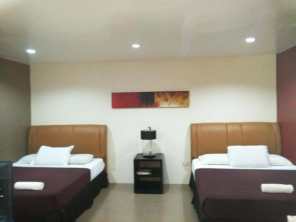 Hotel North Zen Basic Spaces à Davao City Extérieur photo